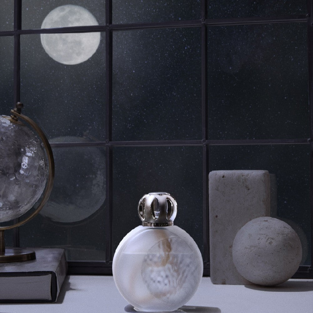 Cofre Lampara Astral Givree Cachemire Blanc Maison Berger de la marca Maison Berger Paris en Aromaticks